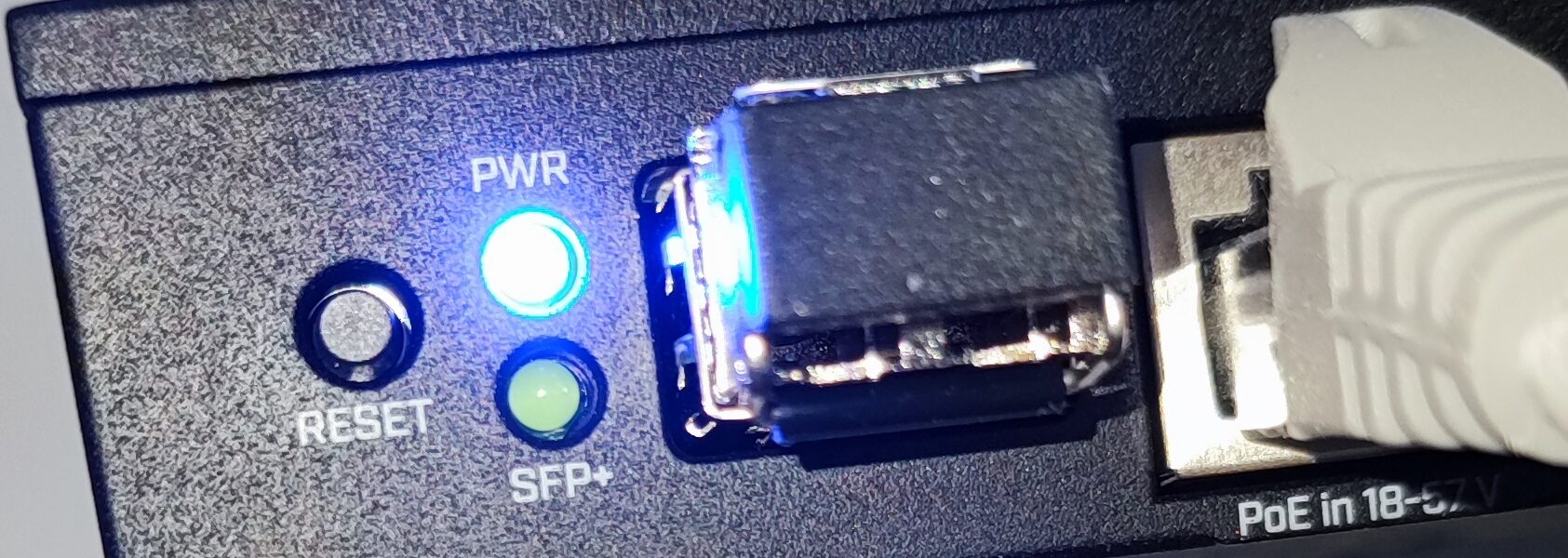 Konfiguracja MikroTik przez CLI – od zera do działania