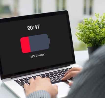 Ładowanie baterii tylko do 80% w systemie Windows 11: Jak to skonfigurować
