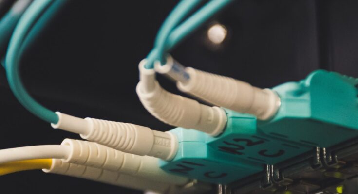 NAT vs VLAN – Czy to to samo? Kompendium różnic i zastosowań