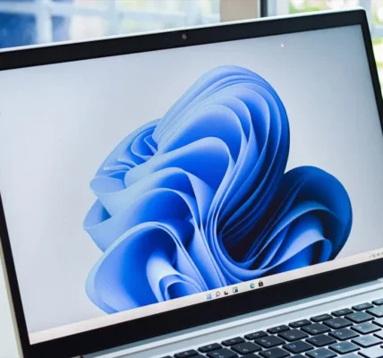 Windows 11 – Problemy ze sterownikami: Identyfikacja, naprawa i zarządzanie sterownikami w nowym systemie