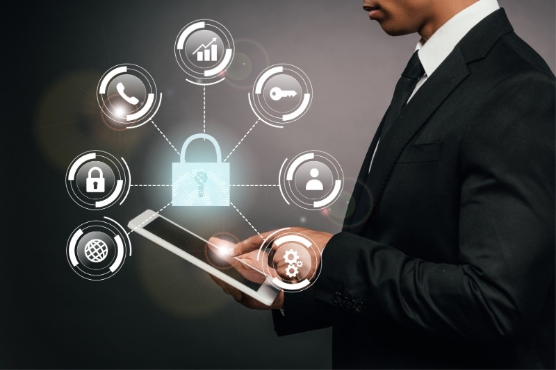 Zero Trust w środowiskach hybrydowych: Zaawansowane wdrożenia i konfiguracja dla systemów lokalnych, chmurowych i kontenerowych