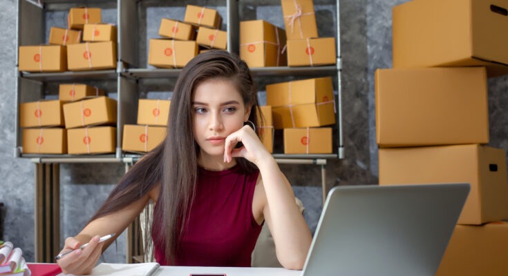 Zatowarowanie e-commerce i marketplace. Dlaczego dobra hurtownia jest tak cenna?