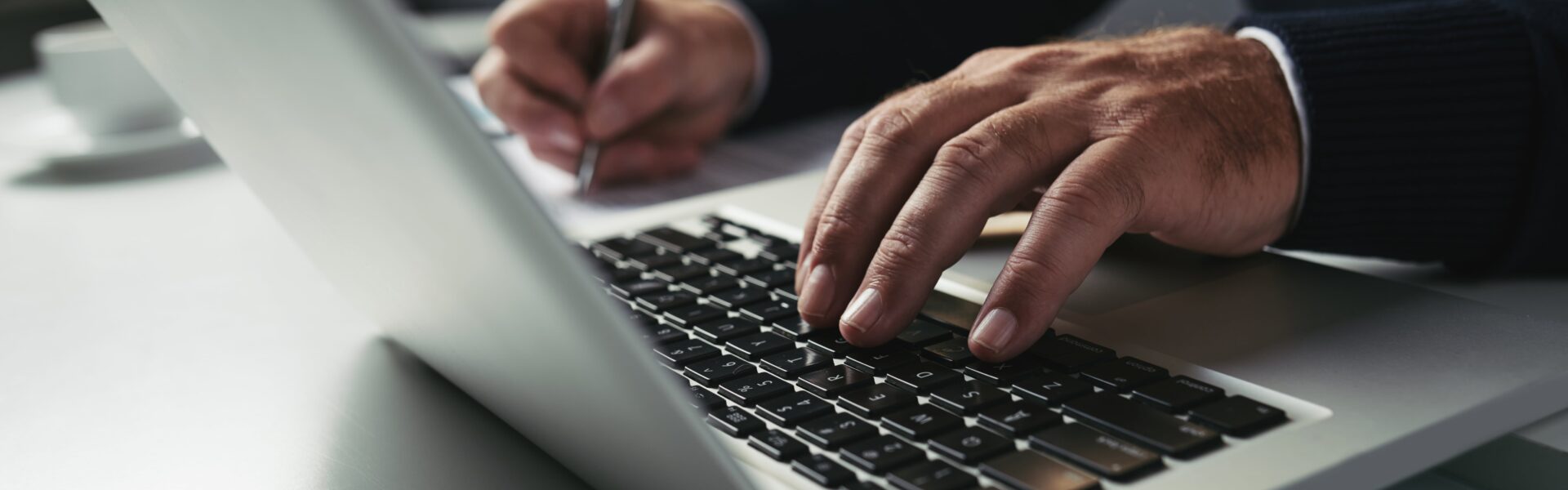 Jak skutecznie chronić swoje dane osobowe w sieci? 5 ważnych wskazówek