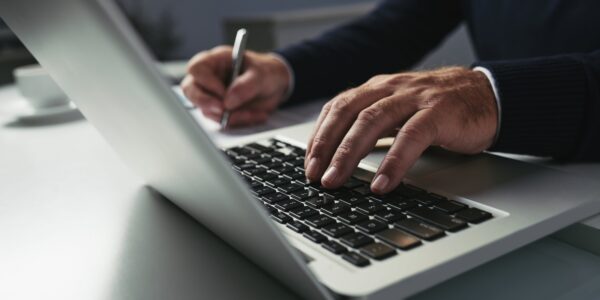 Jak skutecznie chronić swoje dane osobowe w sieci? 5 ważnych wskazówek