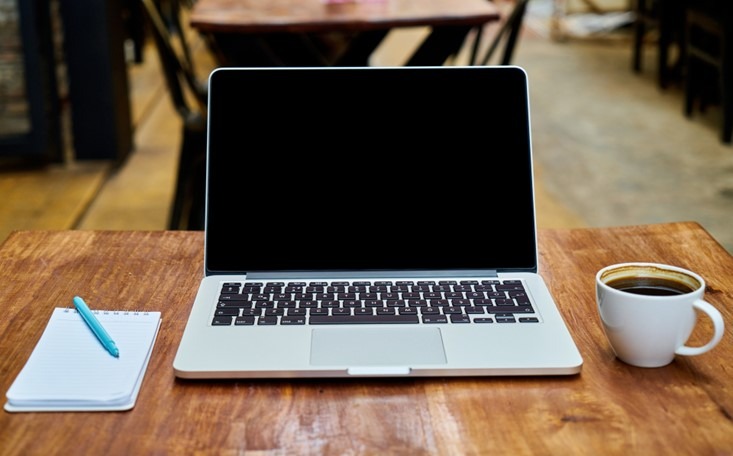 Jak drukować z systemu Windows za pomocą CMD i PowerShell: kompletny przewodnik