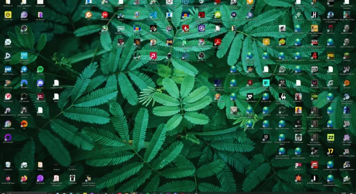 Jak ukryć wszystkie ikony pulpitu bez ich usuwania