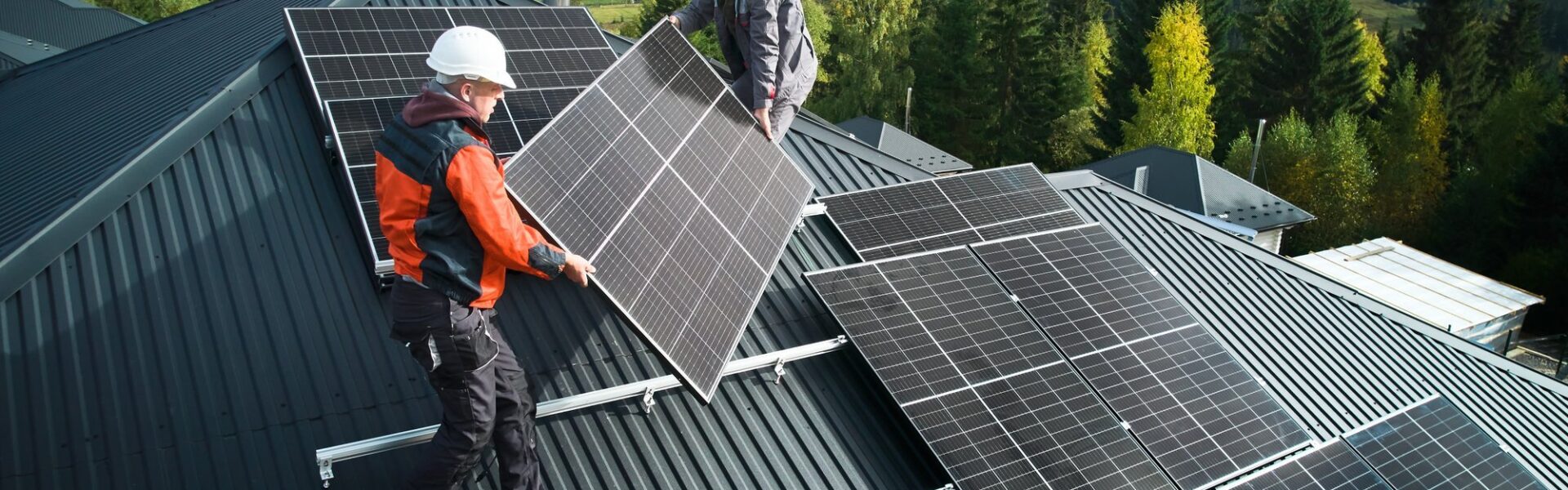 PVhurt – Lider fotowoltaiki w Polsce i Europie. Twój zaufany partner w energii odnawialnej