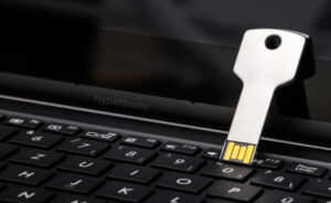Sprzętowe nośniki prywatności – YubiKey, Nitrokey i techniki airgap w ochronie danych