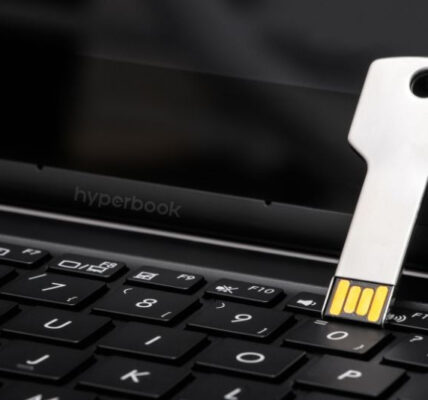 Sprzętowe nośniki prywatności – YubiKey, Nitrokey i techniki airgap w ochronie danych