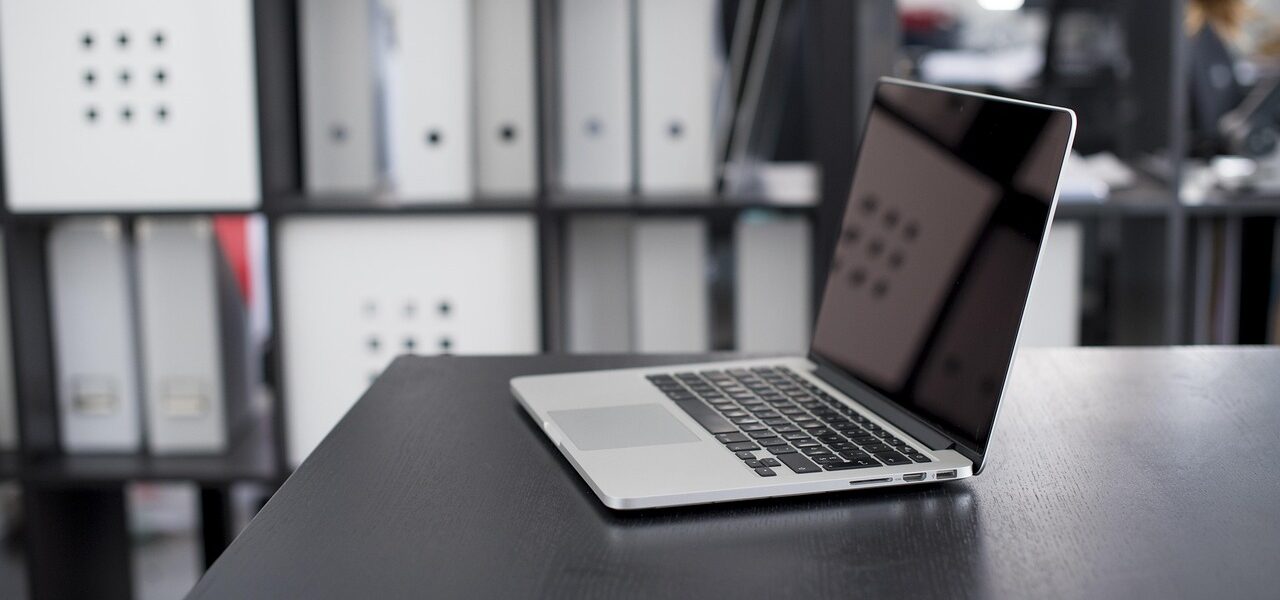 Webporadnik - kiedy warto skorzystać z informacji na portalu technologicznym?