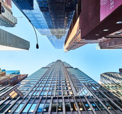 Doradztwo przy zakupie nieruchomości – kluczowe aspekty, na które warto zwrócić uwagę