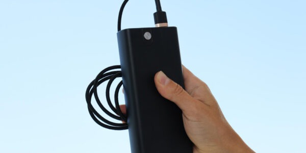 Jakie gadżety rozdać programistom? Postaw na powerbanki z logo!