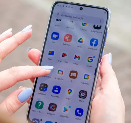 Android 15 – triki dla komunikacji i zarządzania wiadomościami
