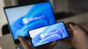 Android w Windows 11 – pełna integracja powiadomień i multitasking