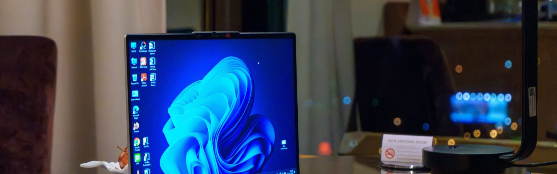 Bezpieczne korzystanie z Androida i Windows 11 w pracy hybrydowej – synchronizacja plików i aplikacji firmowych