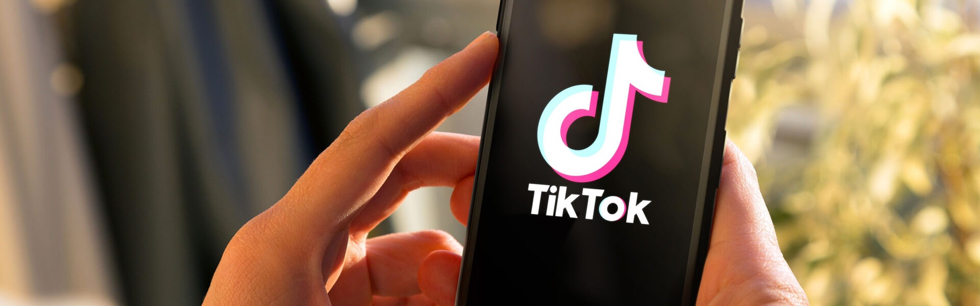 Jak chronić swoje konto w TikTok i X (Twitter) – poradnik krok po kroku