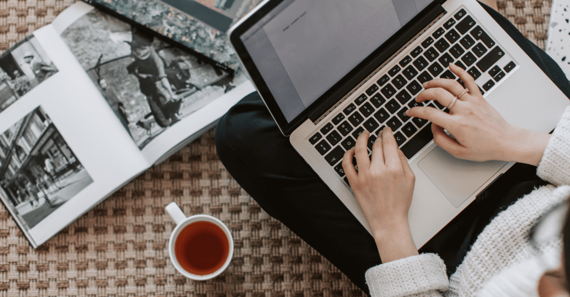 Jak napisać artykuł sponsorowany, który naprawdę sprzedaje – poradnik krok po kroku