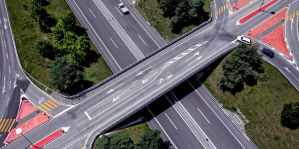 Awaria samochodu na autostradzie – jak się zachować?