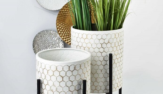 doniczka na nóżkach