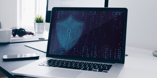 Monitorowanie stron i serwerów w erze sztucznej inteligencji - rewolucja czy ryzyko?