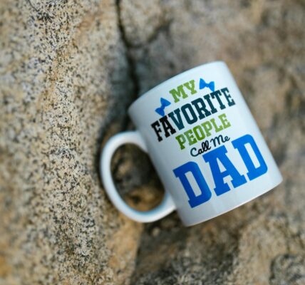 Przewodnik po technikach nadruku na ceramice: Co musi wiedzieć każdy marketer