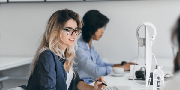 Przyszłość IT w dobie AI. Jak znaleźć pracę i być konkurencyjnym na rynku?