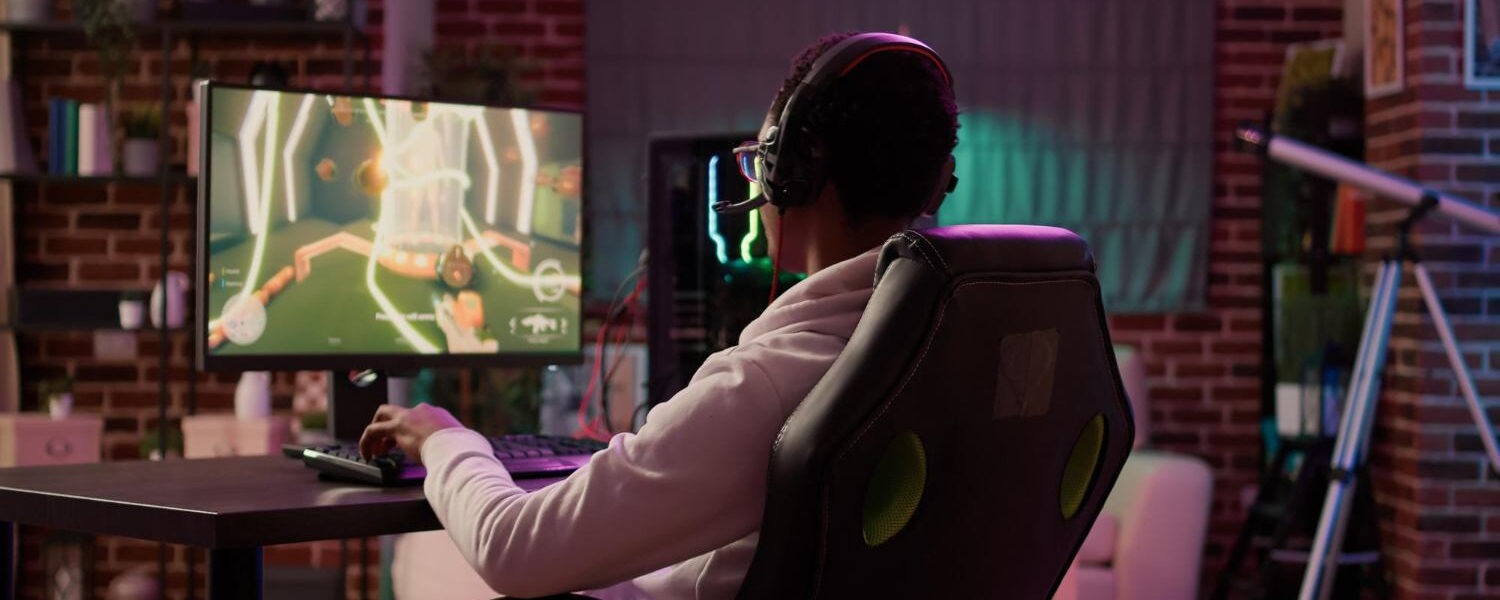 Dlaczego gry się zacinają? Najczęstsze przyczyny lagów i spadków FPS (i jak je naprawić)