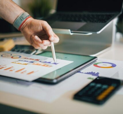 Gdy sklep internetowy przestaje rosnąć – jak odzyskać dynamikę sprzedaży