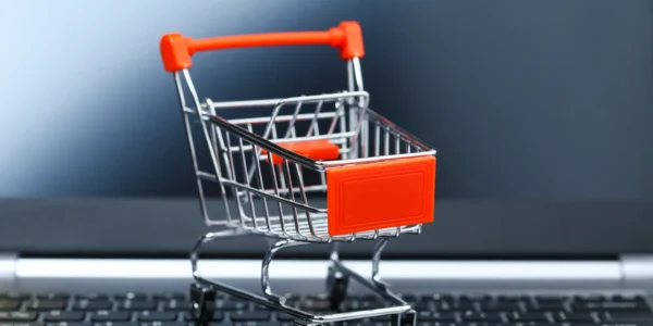 Jak skutecznie reklamować sklep internetowy — od stagnacji do wzrostów sprzedaży