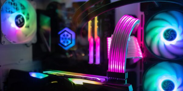 Wynajem sal na wydarzenie e-sportowe – jak wybrać przestrzeń, która udźwignie gamingowe emocje