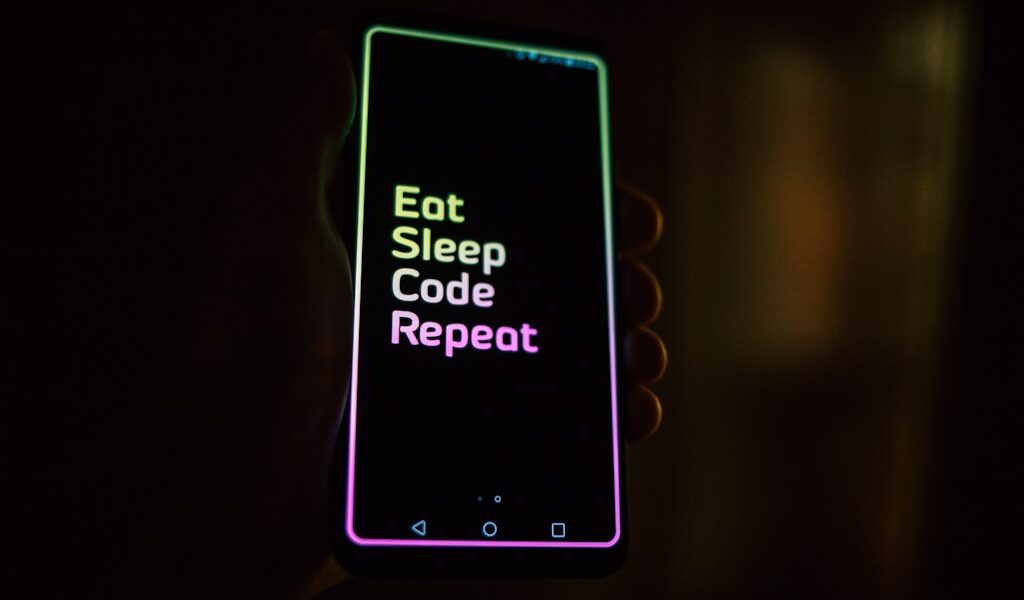 Headless CMS w praktyce: elastyczna architektura dla wymagających projektów