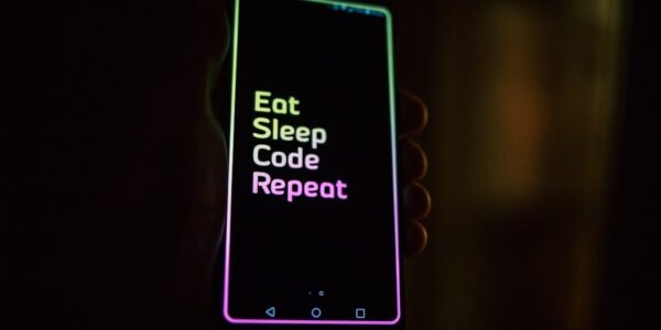 Headless CMS w praktyce: elastyczna architektura dla wymagających projektów