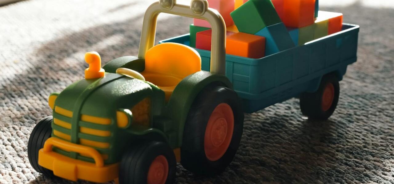 Jak wybrać zabawki sensoryczne dla maluszka?