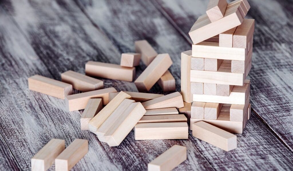 Jak strategia inwestycyjna wpływa na wyniki portfela – praktyczny przewodnik