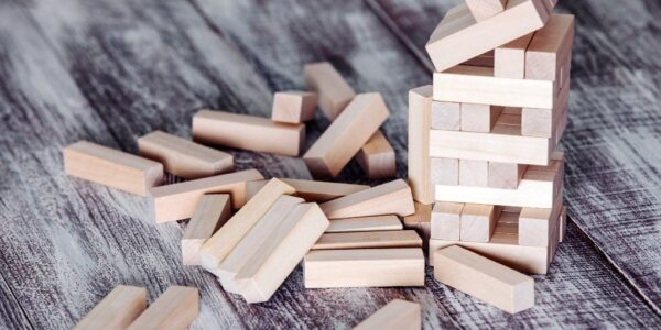 Jak strategia inwestycyjna wpływa na wyniki portfela – praktyczny przewodnik