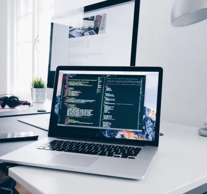 Poradnik dla początkujących: Automatyzacja zadań w Windows 11 i Linux