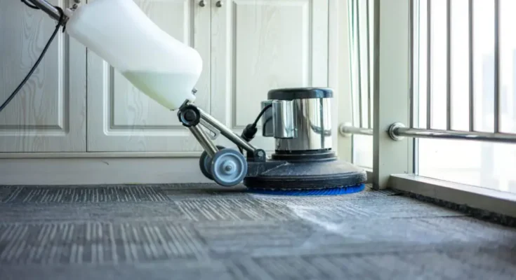 Profesjonalne czyszczenie wykładzin i tapicerki w biurach, hotelach i obiektach komercyjnych w Krakowie