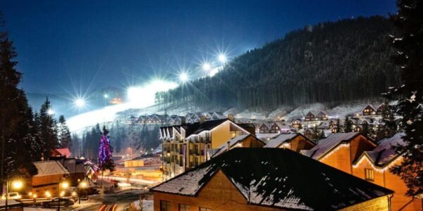 Transfer Kyiv Bukovel, Lviv Bukovel & Kyiv Warsaw. Safe winter mountain trips with professional drivers. Book your transfer now!