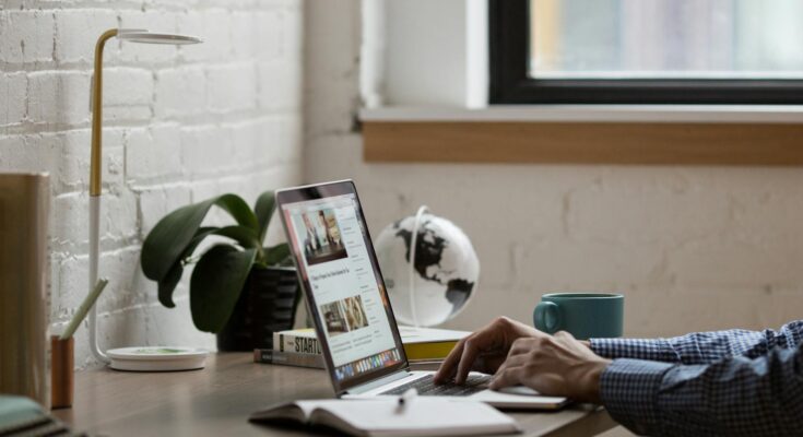 Strona WWW, której nikt nie odwiedzi? 4 błędy w projektowaniu pod AI, przez które tracisz klientów w 2026 roku