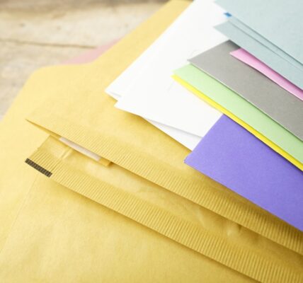 Polski producent kopert kurierskich wyznacza standardy