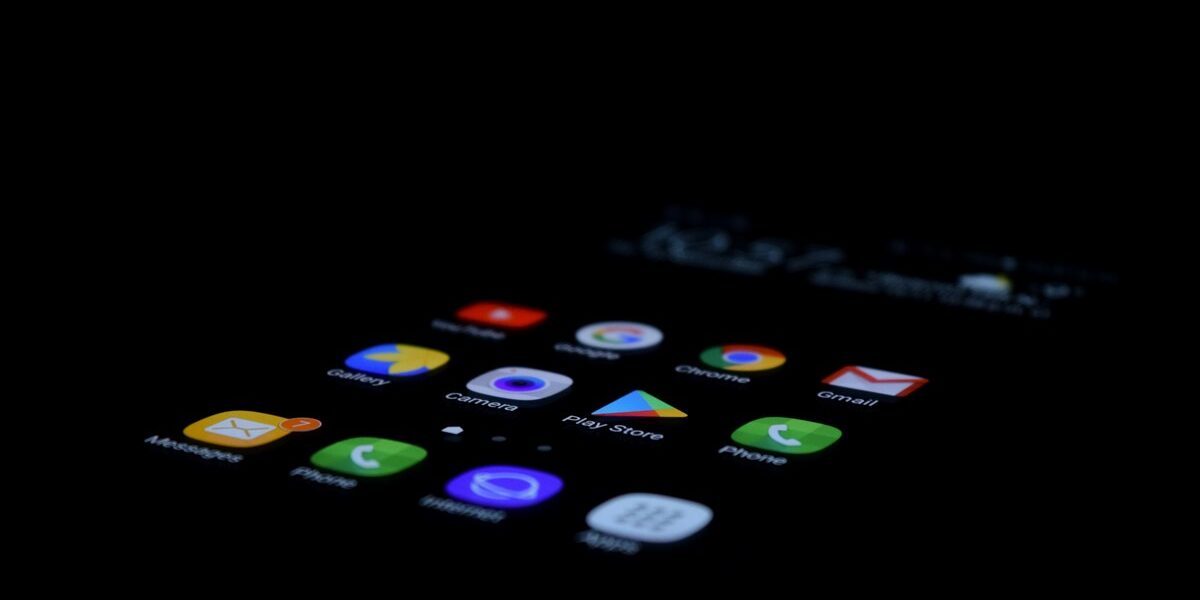 DNS, firewall i VPN w Androidzie – jak ograniczyć śledzenie systemowe