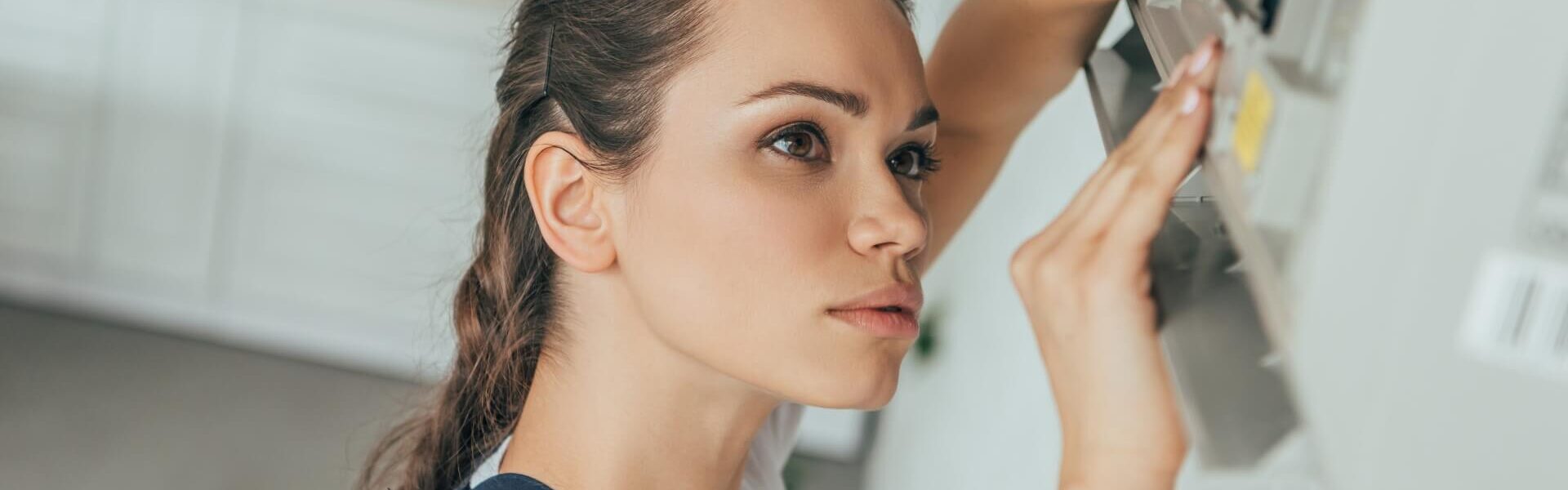 Jak powinien wyglądać profesjonalny przegląd klimatyzacji?