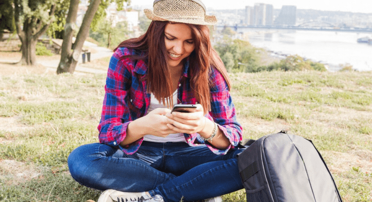 Czym jest i jak działa eSIM?