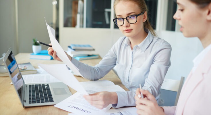 Kiedy założyć firmowe konto bankowe?