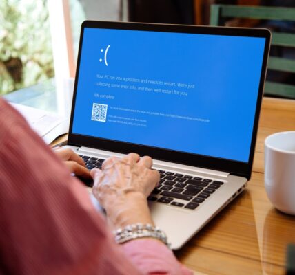 Co dzieje się z bezpieczeństwem systemu po wielu miesiącach bez restartu