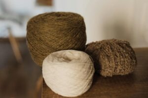 Jak dobrać włóczkę do projektu rękodzielniczego