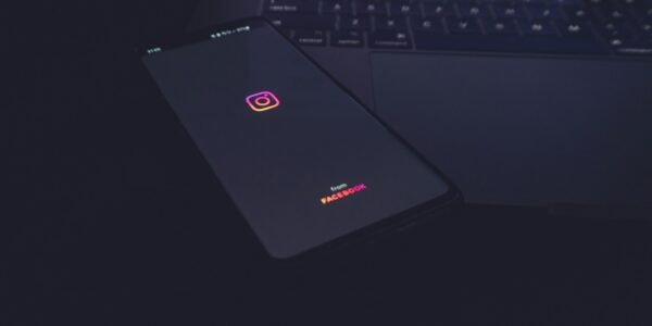 Dlaczego Twoje polubienia i wyświetlenia na Instagramie stoją w miejscu?