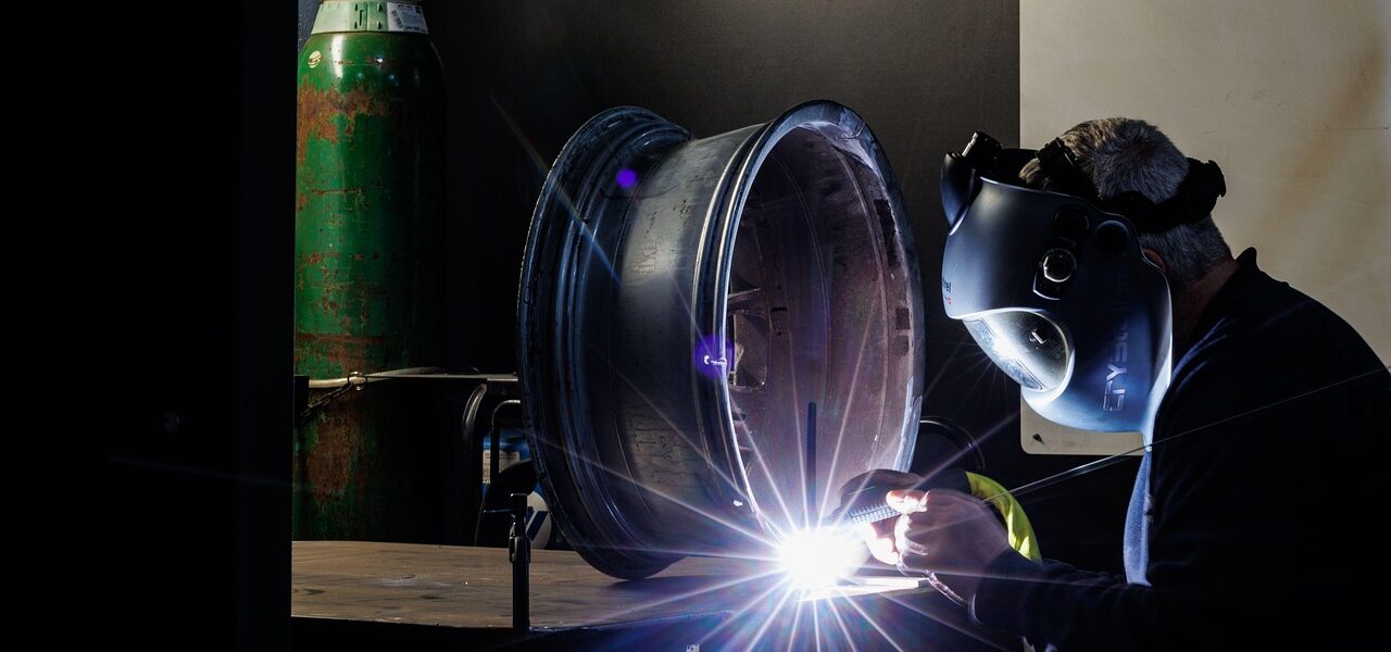 Dlaczego felgi stalowe 16 cali są jednym z najczęściej wybieranych rozmiarów?