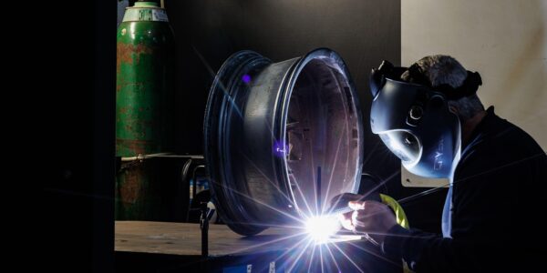 Dlaczego felgi stalowe 16 cali są jednym z najczęściej wybieranych rozmiarów?