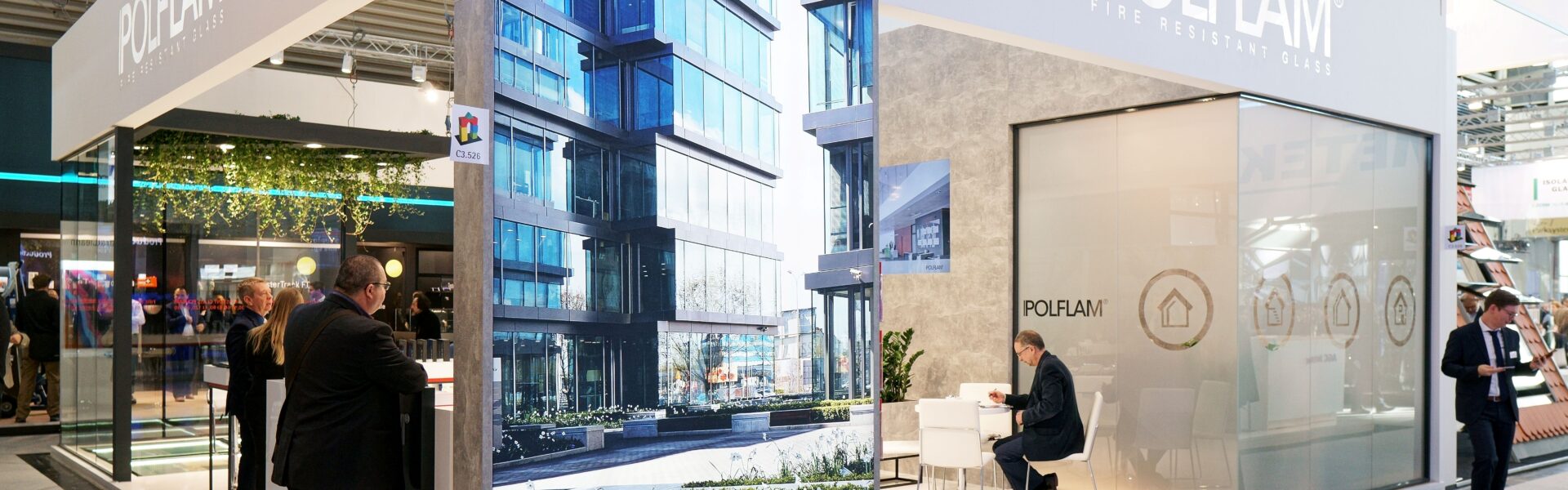 Nowe standardy w branży ekspozycyjnej. Jak wyróżnić swoją firmę na targach?